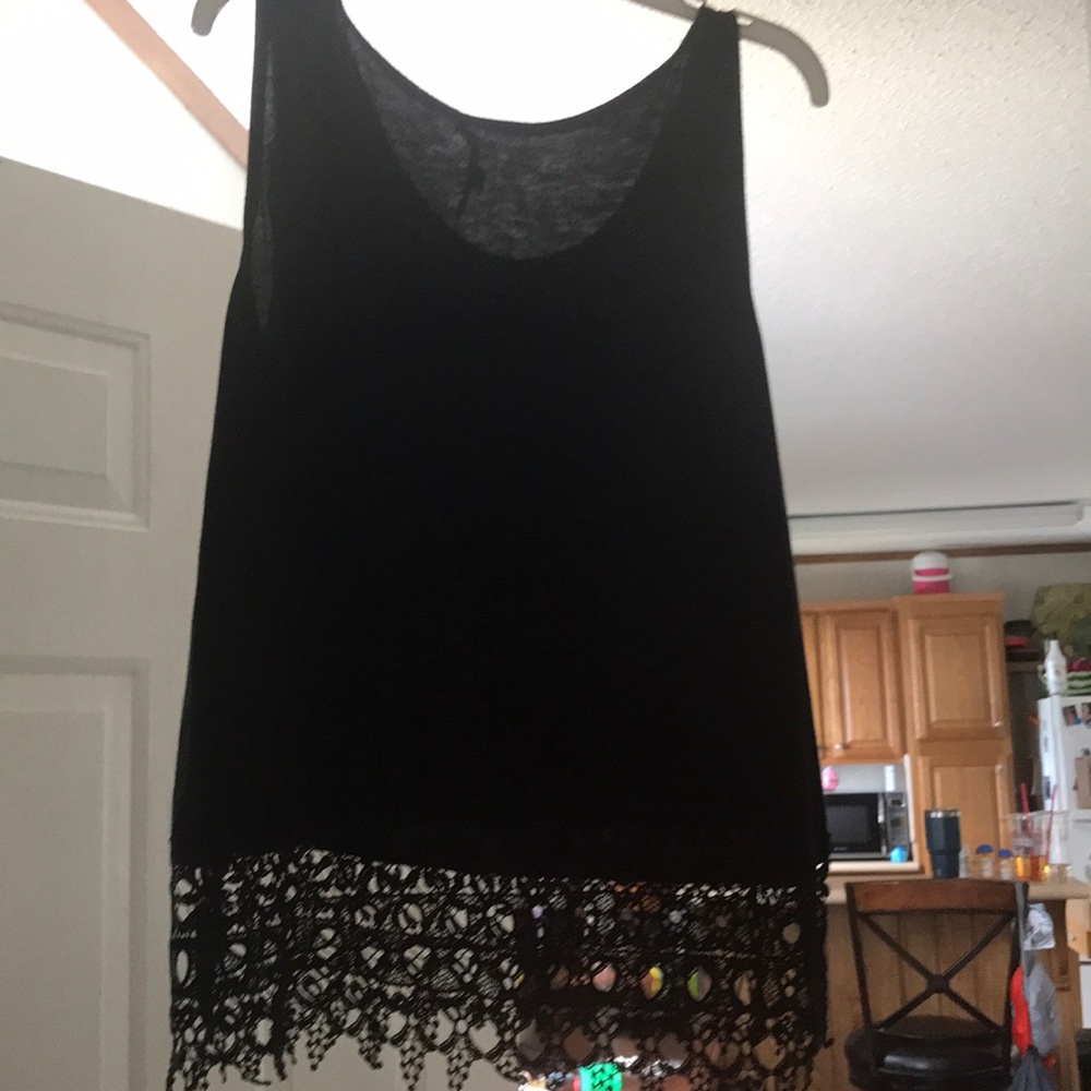 Black lace trimmed crop top large By Have